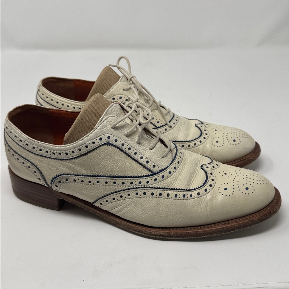 Stylish Cream Brogues with Blue Accents